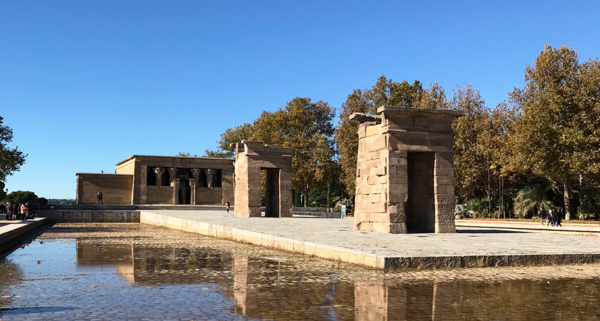 Temple Debod in Parque del Oeste