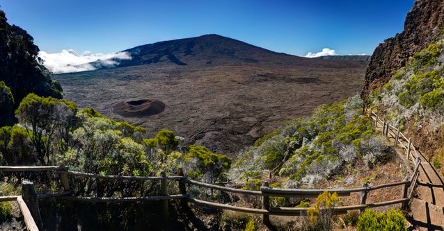 ostrov Reúnion, Sopka Piton de la Fournaise